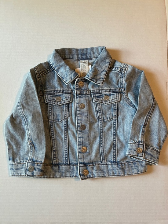 H & M Classic Lt Blue Denim Silver Snap Close Fold Collar Trucker Jean Jacket - Picture 2 of 13